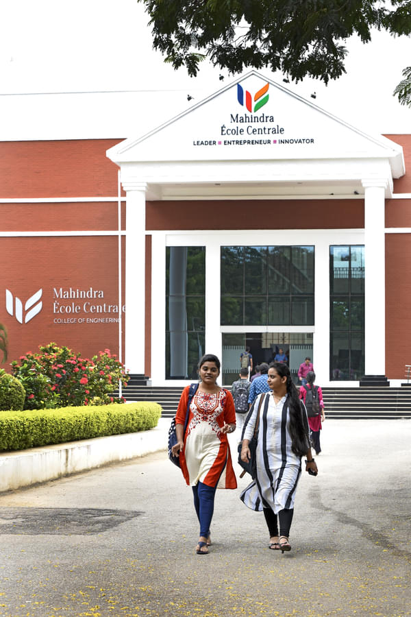 MAHINDRA University Campus photo 4