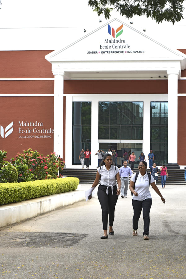 MAHINDRA University Campus photo 6