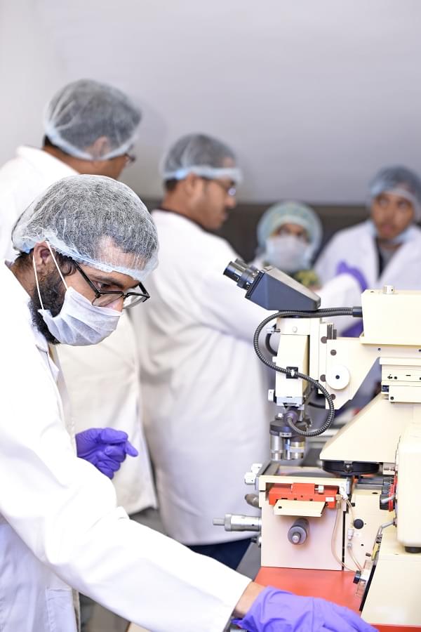 MAHINDRA University Laboratory photo 23