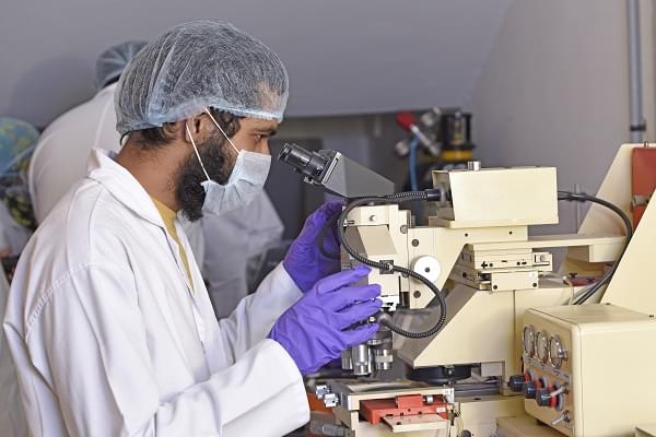MAHINDRA University Laboratory photo 24