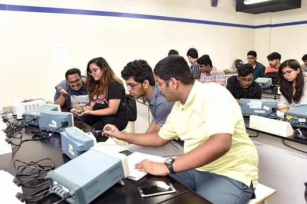 MAHINDRA University Laboratory photo 25