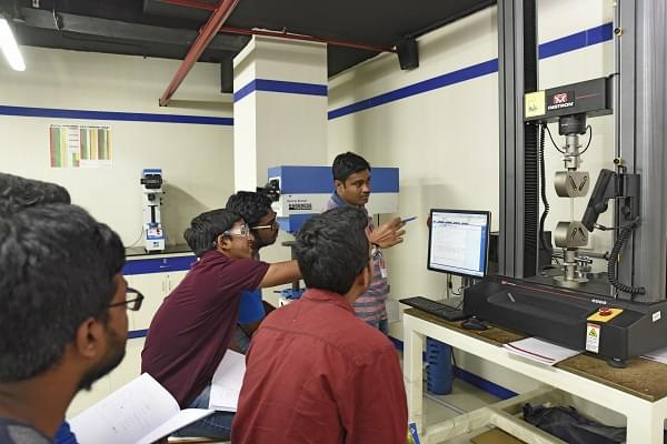 MAHINDRA University Laboratory photo 28