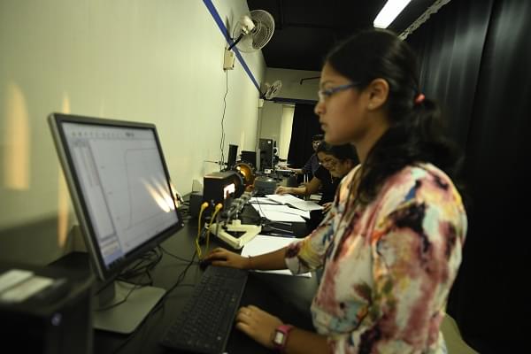 MAHINDRA University Laboratory photo 37