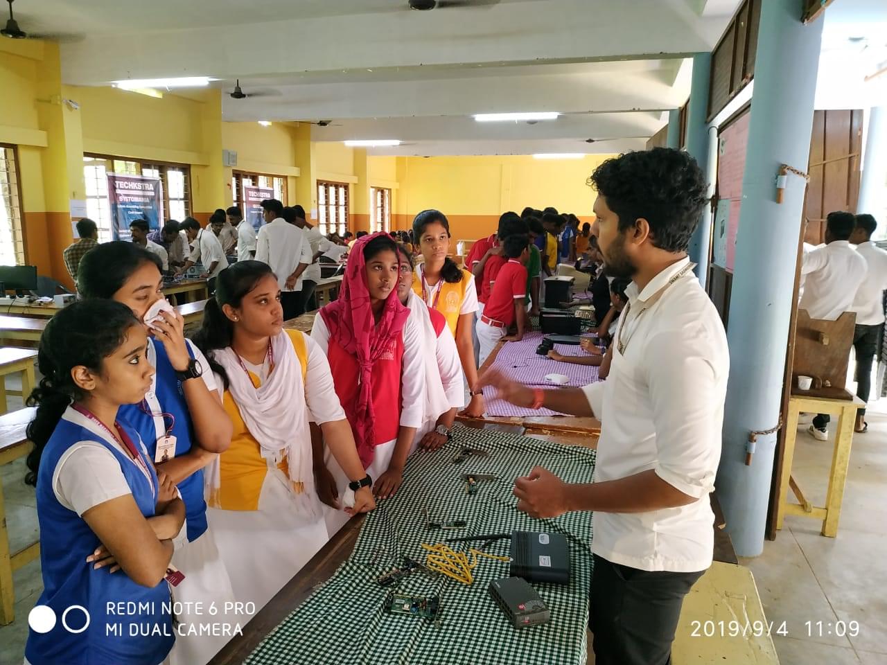 Swamy Saswathikananda College Poothotta Kochi Campus photo 6