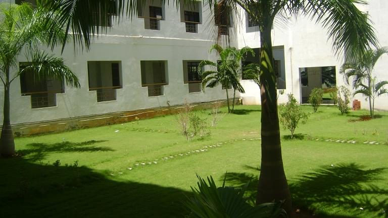Valluvar College of Science And Management Karur hostel photo 7