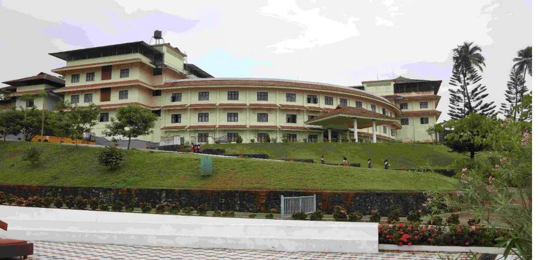 Viswajyothi College of Engineering and Technology Ernakulam College Building photo 6