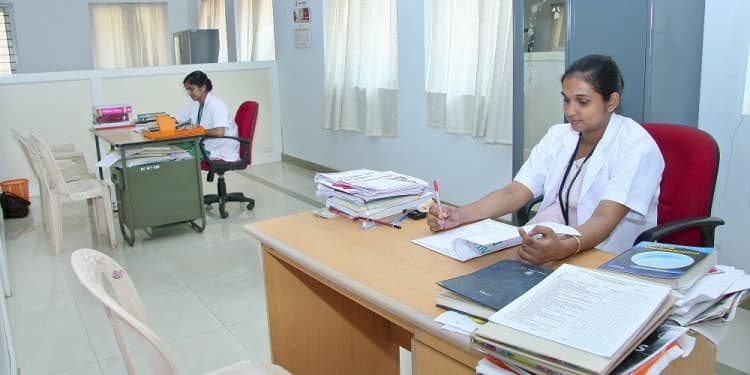 Malankara Orthodox Syrian Church College of Nursing Kolenchery Academic Building photo 7