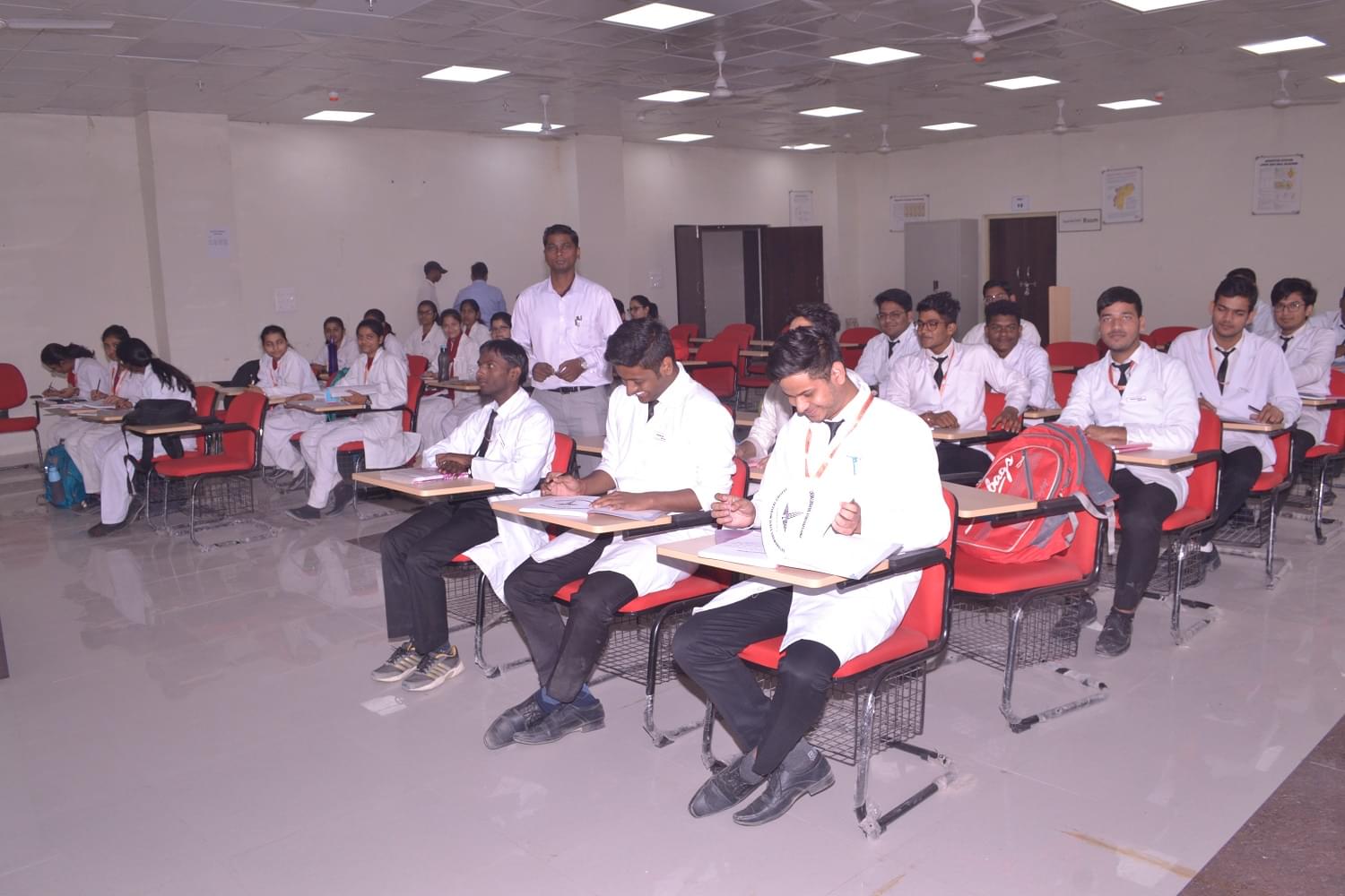 Autonomous State Medical College Firozabad Campus photo 4