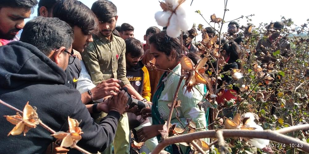 RK University, School of Engineering Rajkot Students Workshop photo 11