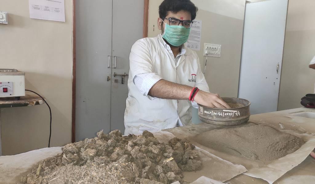 R. K. University, School of Pharmacy Rajkot Workshop photo 2