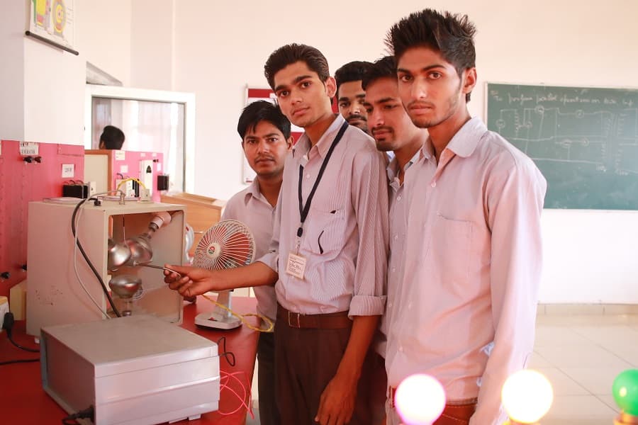 Technology Education and Research Integrated Institute Kurukshetra Laboratory photo 7