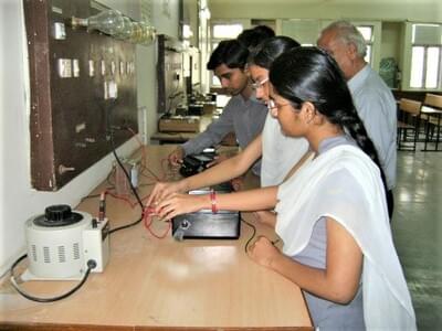 IIST Indore State of Art Lab Infrastructure photo 6