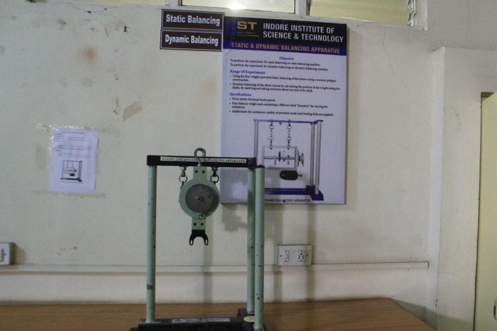 IIST Indore State of Art Lab Infrastructure photo 14