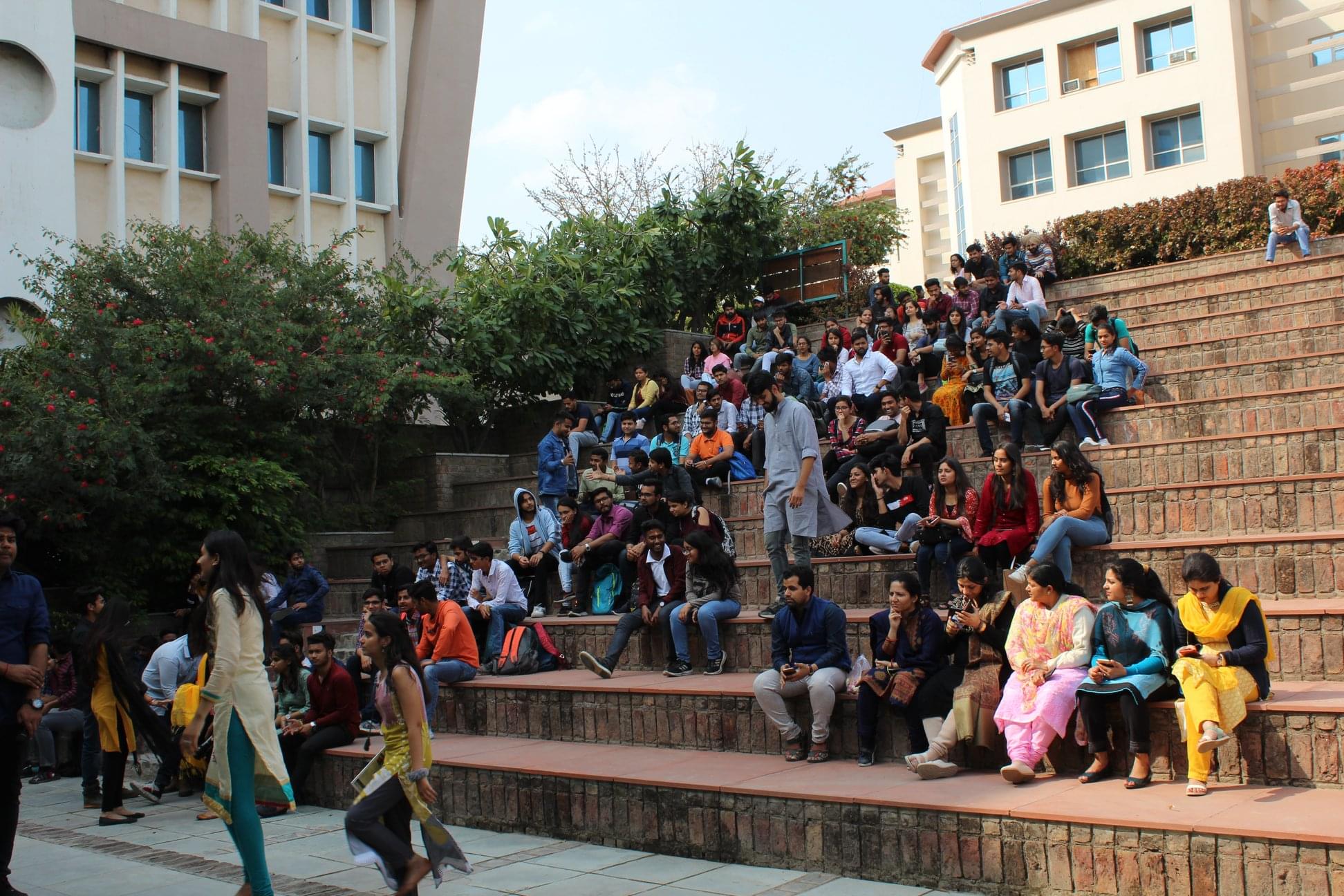 Manav Rachna University, Faculty of Law Faridabad Extra Curriculars photo 1