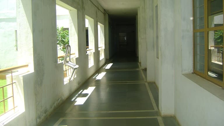 Valluvar College of Science And Management Karur Campus photo 4