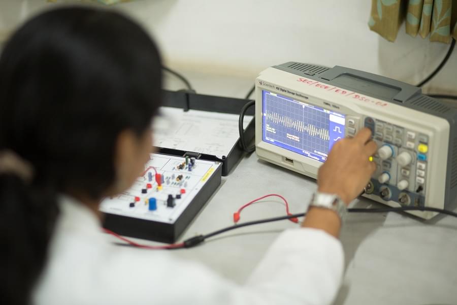 Saveetha Engineering College Chennai Campus & Facilities photo 10