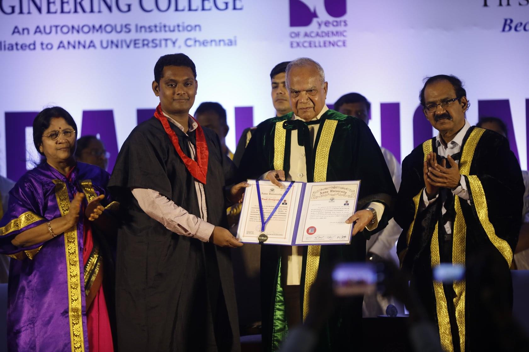 Rajalakshmi Engineering College Chennai Convocation Day photo 16