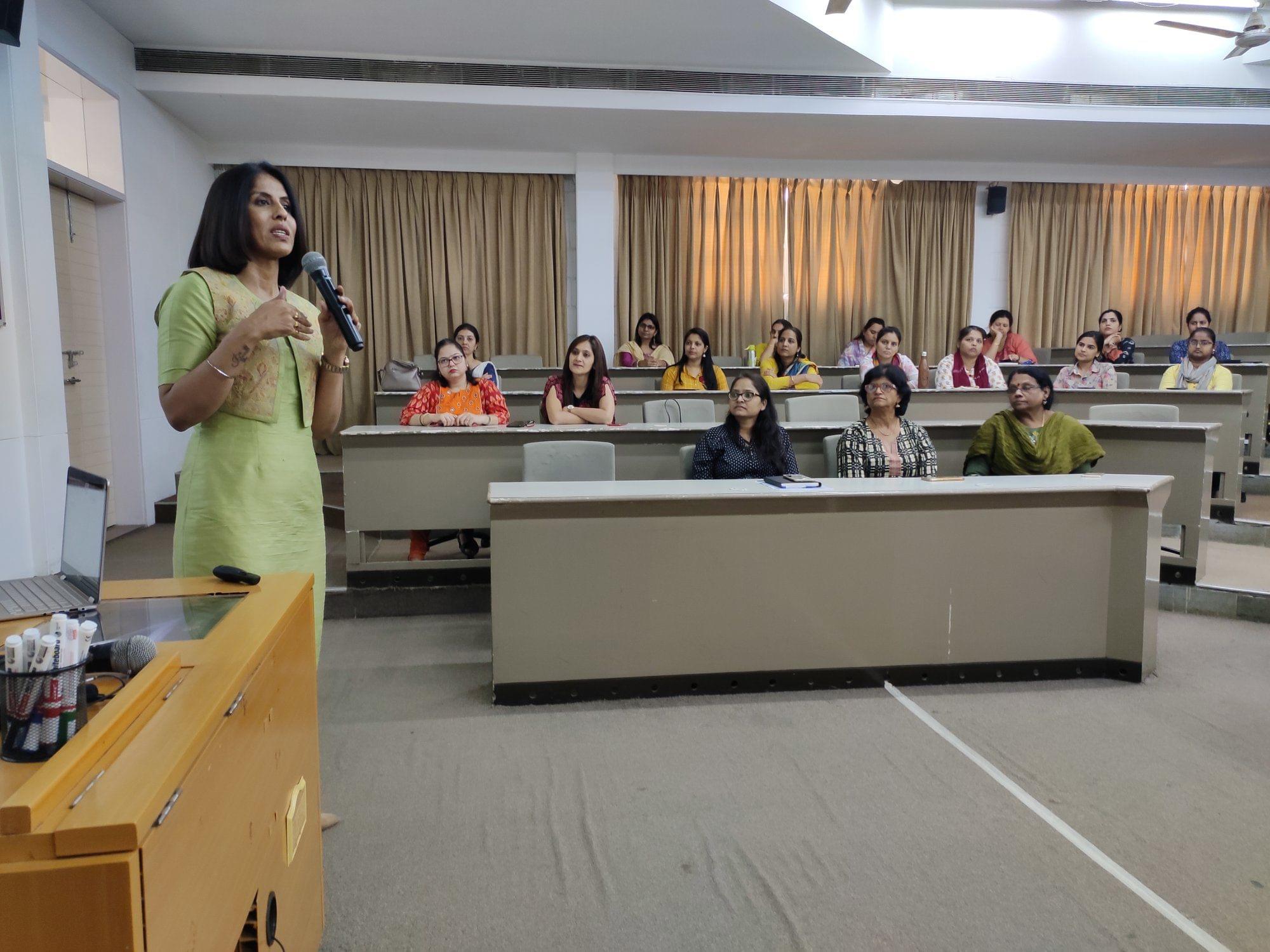 SPJIMR Extra Curriculars photo 13