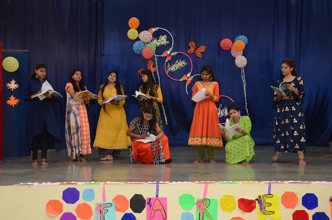 Vasanta College For Women Varanasi Extra Curriculars photo 13