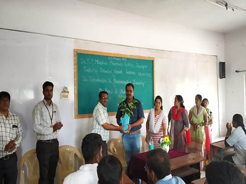 Dr. J. J. Magdum Pharmacy College Kolhapur Activities photo 4