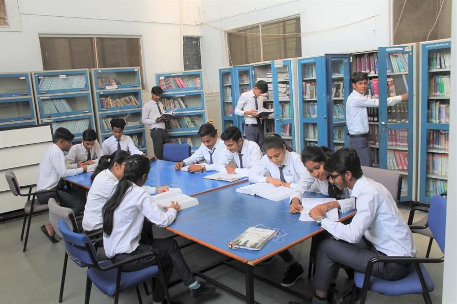 Acropolis Institute of Pharmaceutical Education and Research Indore Lab photo 10