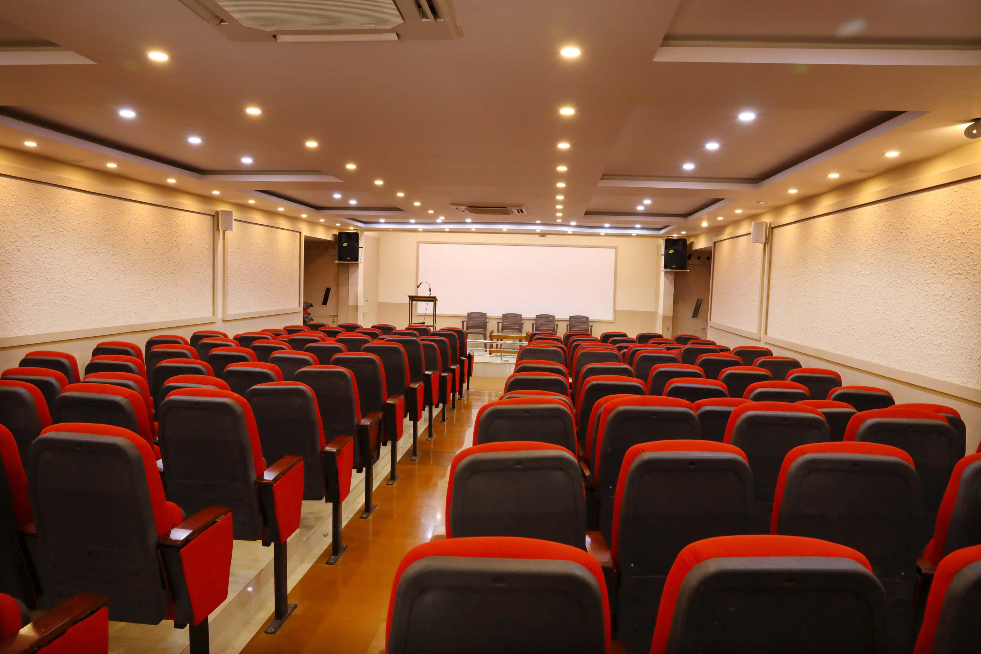 St Mary's College Thrissur Campus Building photo 6