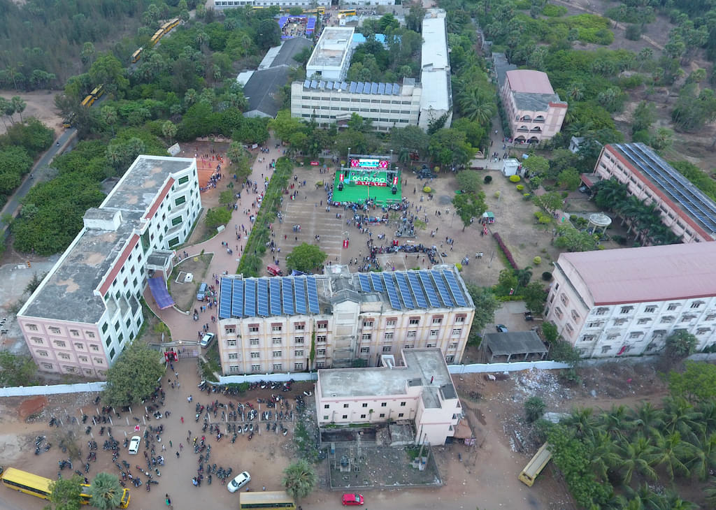 Bonam Venkata Chalamayya Engineering College East Godavari Infrastructure photo 1