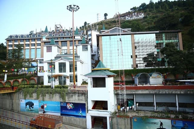 APG Shimla University Academic Building photo 3