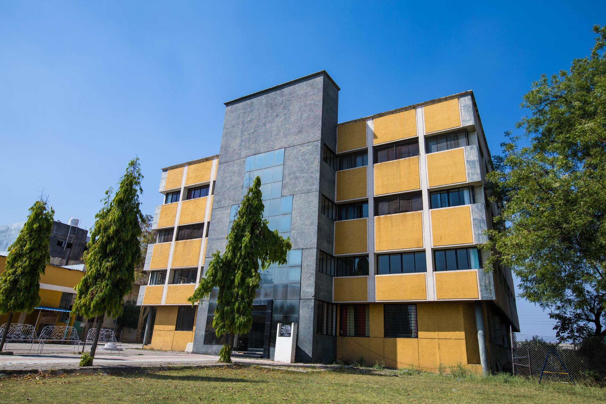 Tuli College of Hotel Management Nagpur Academic Building photo 4