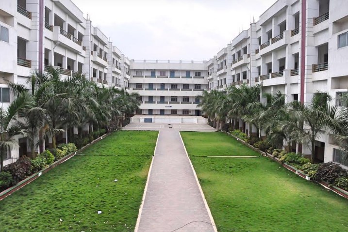 Knowledge Institute of Technology Salem Academic Building photo 6