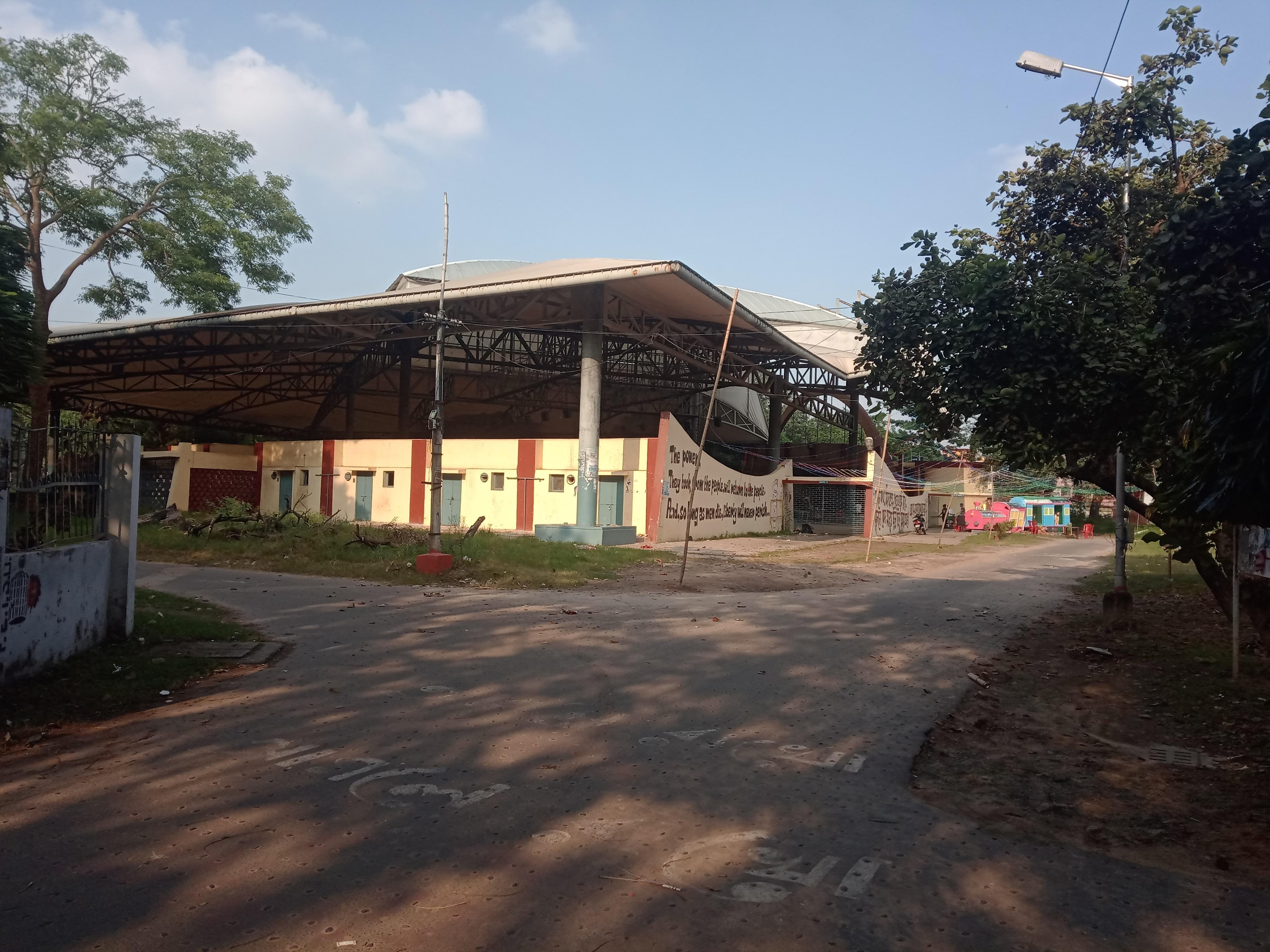 Jadavpur University Campus photo 8