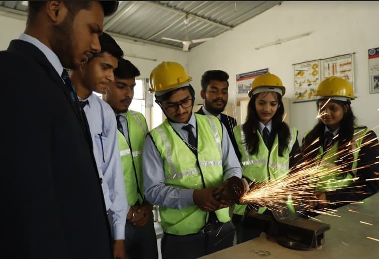 Poornima University Academic Building photo 11