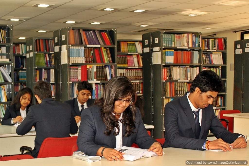ISB&M College Of Commerce Pune Facility photo 5
