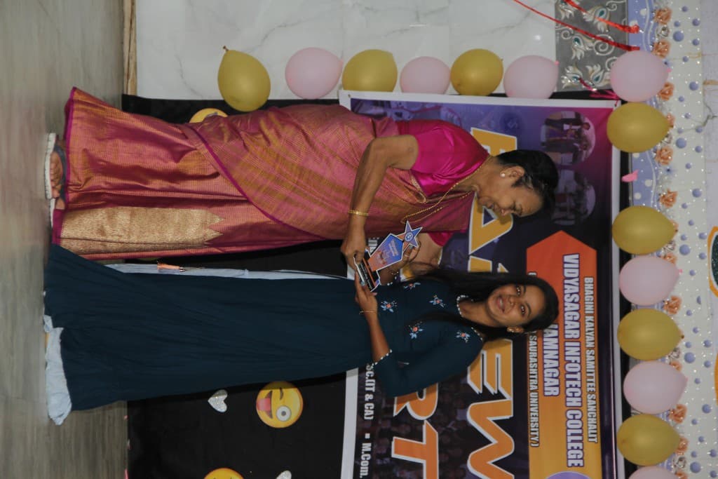 Vidyasagar Infotech College Jamnagar Farewell photo 20