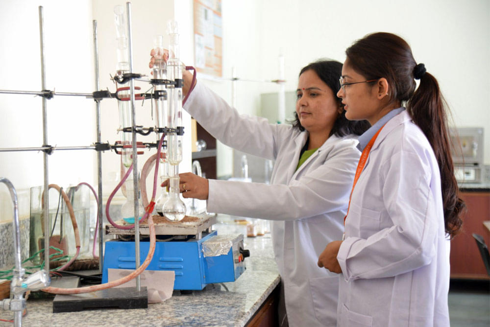 Jaipur National University  Computer Library photo 8