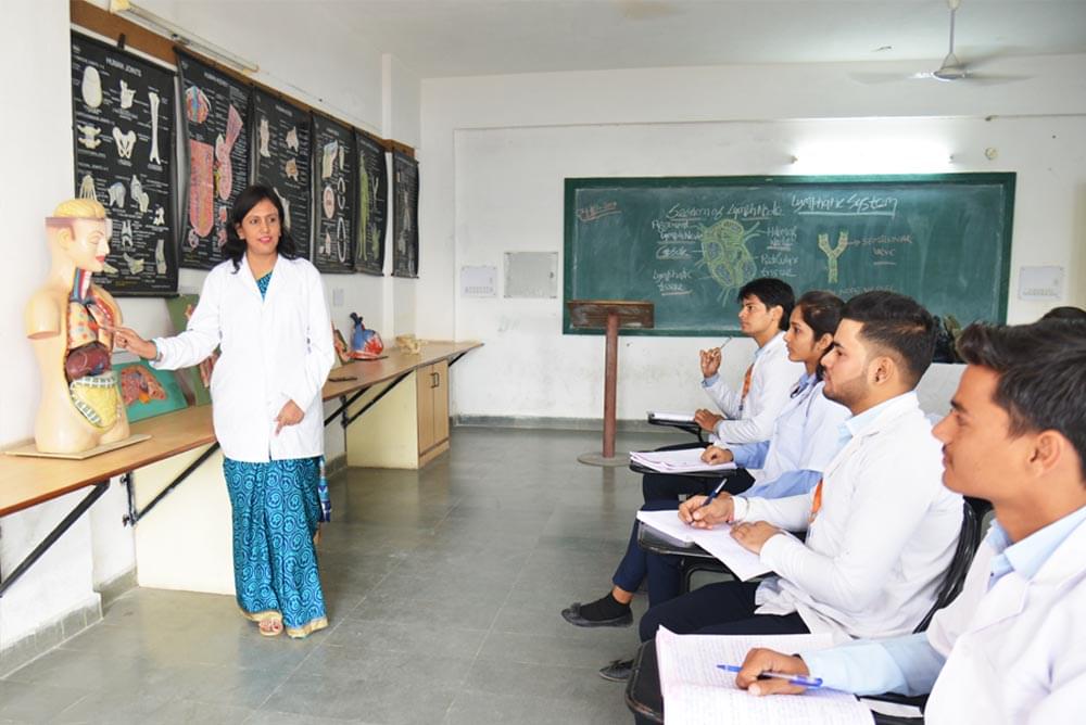 Jaipur National University  Labs photo 12