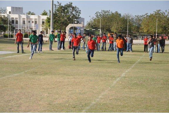 LJ University Sports photo 1