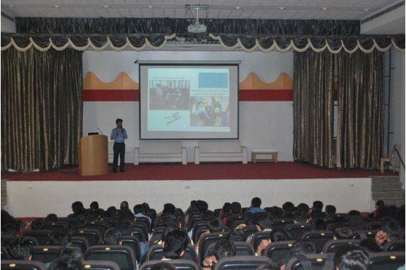 LJ University Seminars and Workshops photo 2