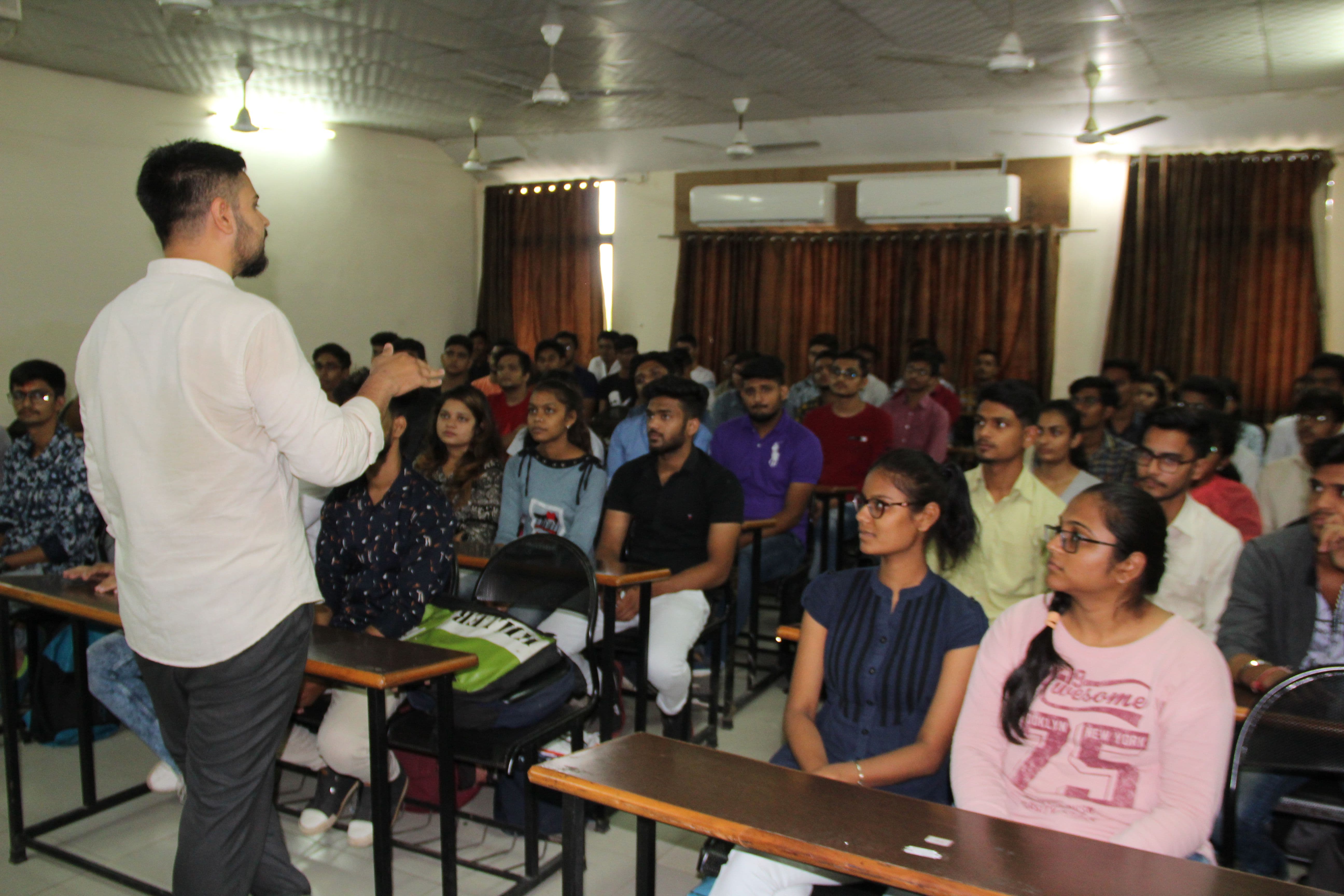 LJ Institute of Computer Application Ahmedabad Infrastructure photo 5