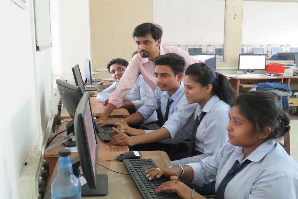 JIS School of Polytechnic Kolkata Labs photo 13