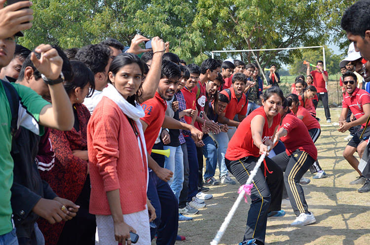 Amiraj College of Engineering and Technology Ahmedabad Sports photo 10