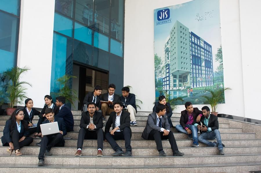 JIS University Facilities photo 6