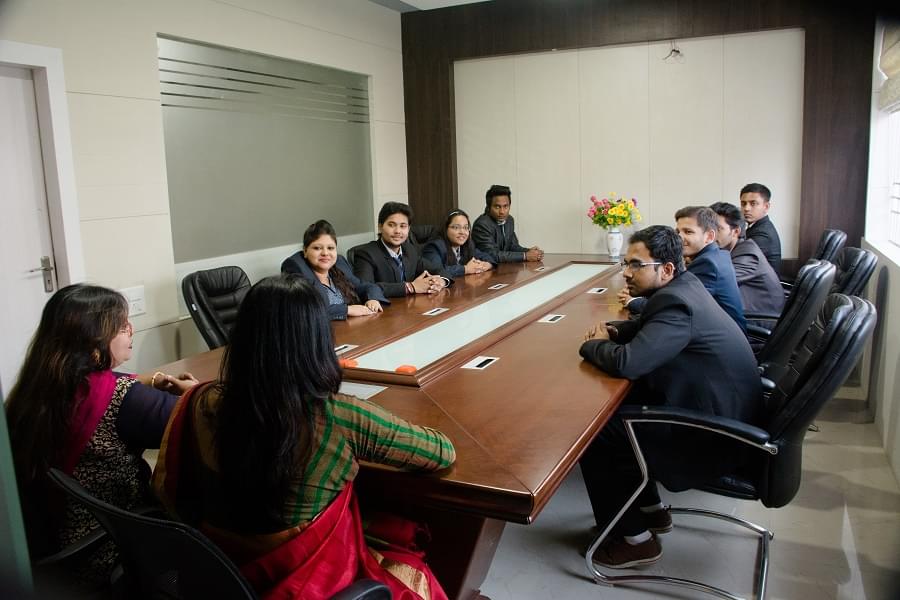 JIS University Facilities photo 7