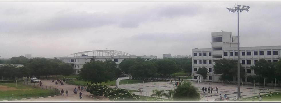 New LJ College of Commerce Ahmedabad Infrastructure photo 5