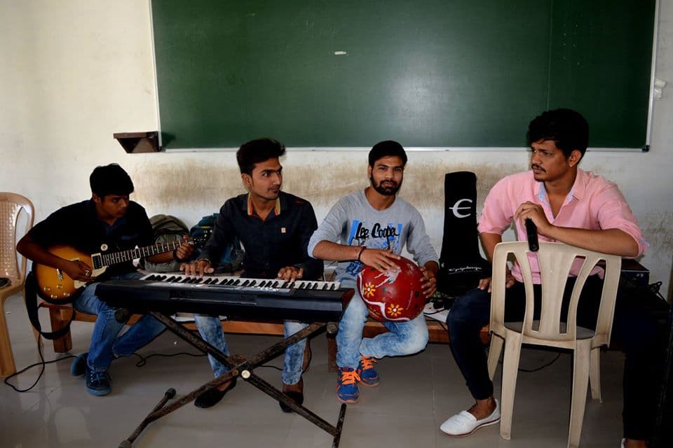 New LJ College of Commerce Ahmedabad Events photo 8