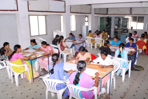 Dr. J. J. Magdum Institute Of Nursing Education Kolhapur Cultural Activity photo 14