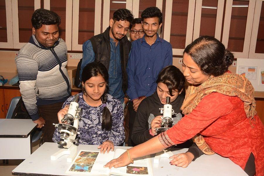 JIS University Facilities photo 21