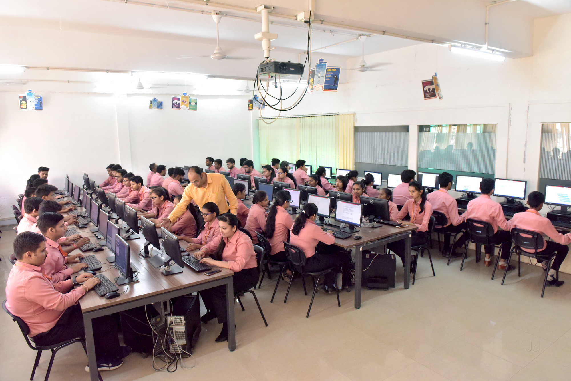 TeamLease Skills University Vadodara Infrastructure photo 15