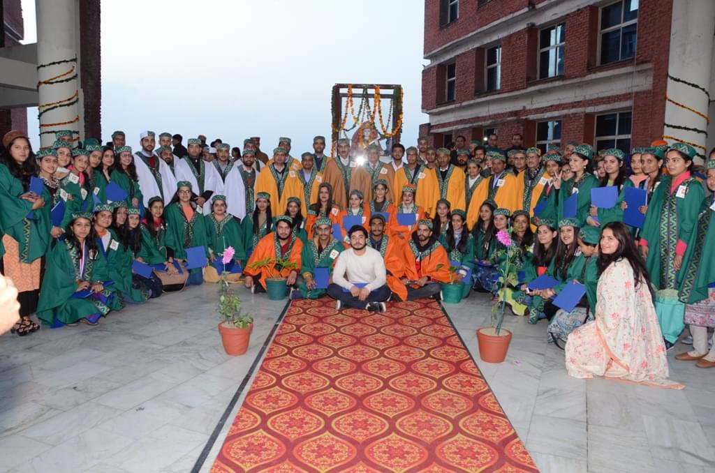 Career Point University Hamirpur 5th Convocation photo 18