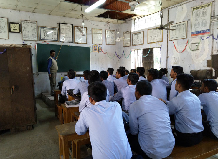 Government Industrial Training Institute Kalyani Nadia Classroom photo 2